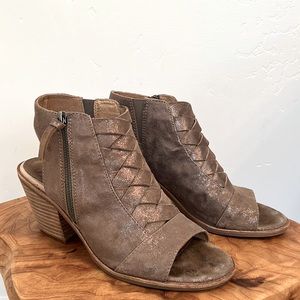 Sofft Rose Gold Open Toe Heel